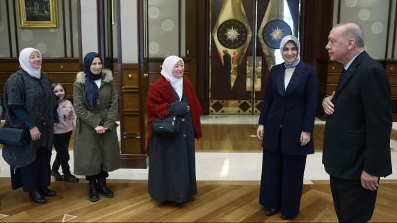 Cumhurbaşkanı Erdoğan, camilerin temizliğini yapan Sultan Bayat ve ailesini kabul etti