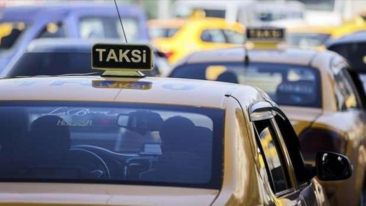 İstanbul'da taksi renkleri değişiyor! İBB'nin anketi sonuçlandı!