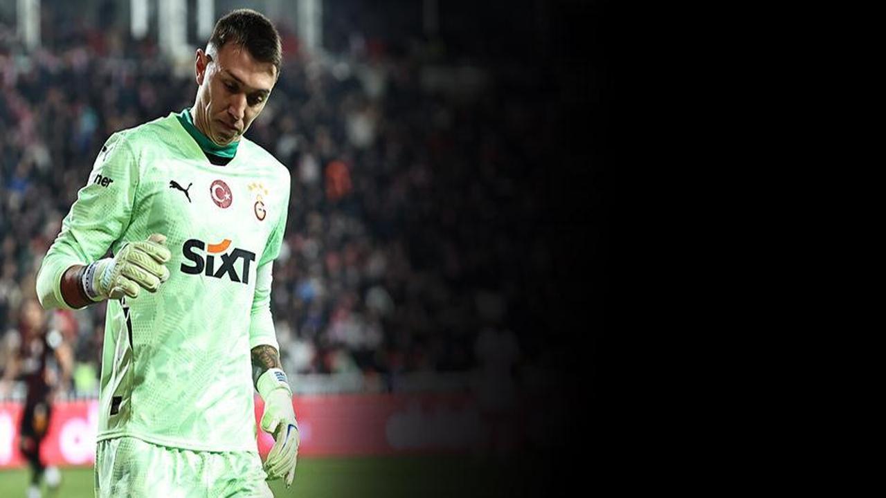 Muslera kararını verdi! Galatasaray'a yeni sözleşme cevabı