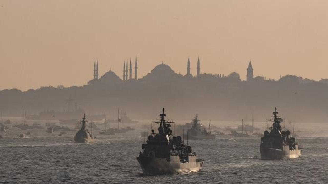 Türk donanmasının gücü komşuyu panikletti: Yunanistan kararını verdi!